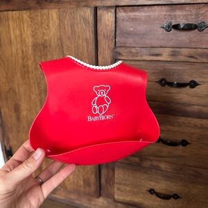 Baby Bjorn Food Catching Bib Silicone Red w White Beaded Rim Deep Catch Pocket